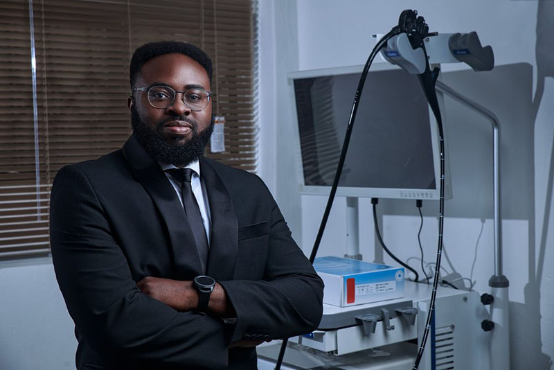 Dr Asante